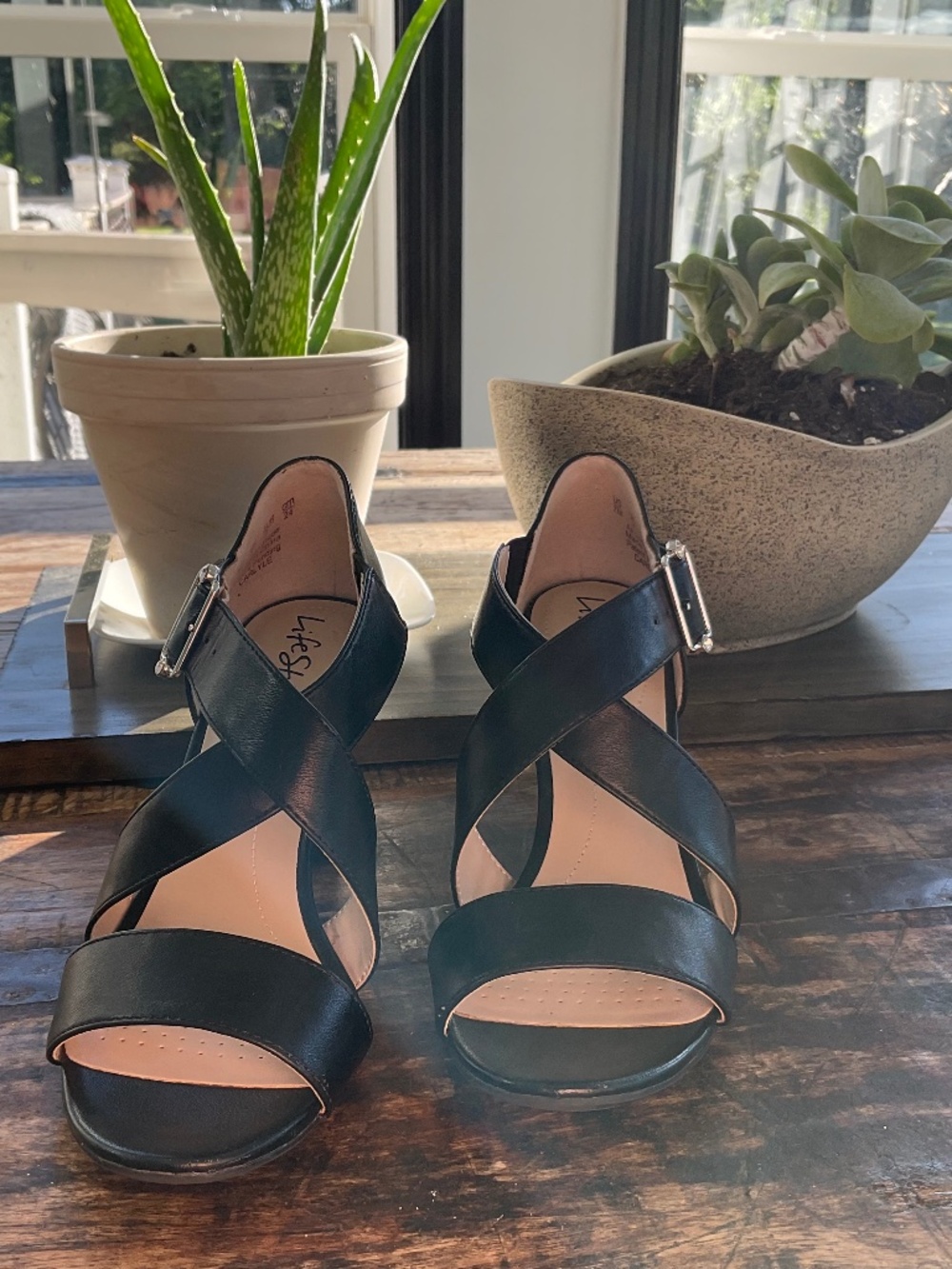 Life Stride black heels,7